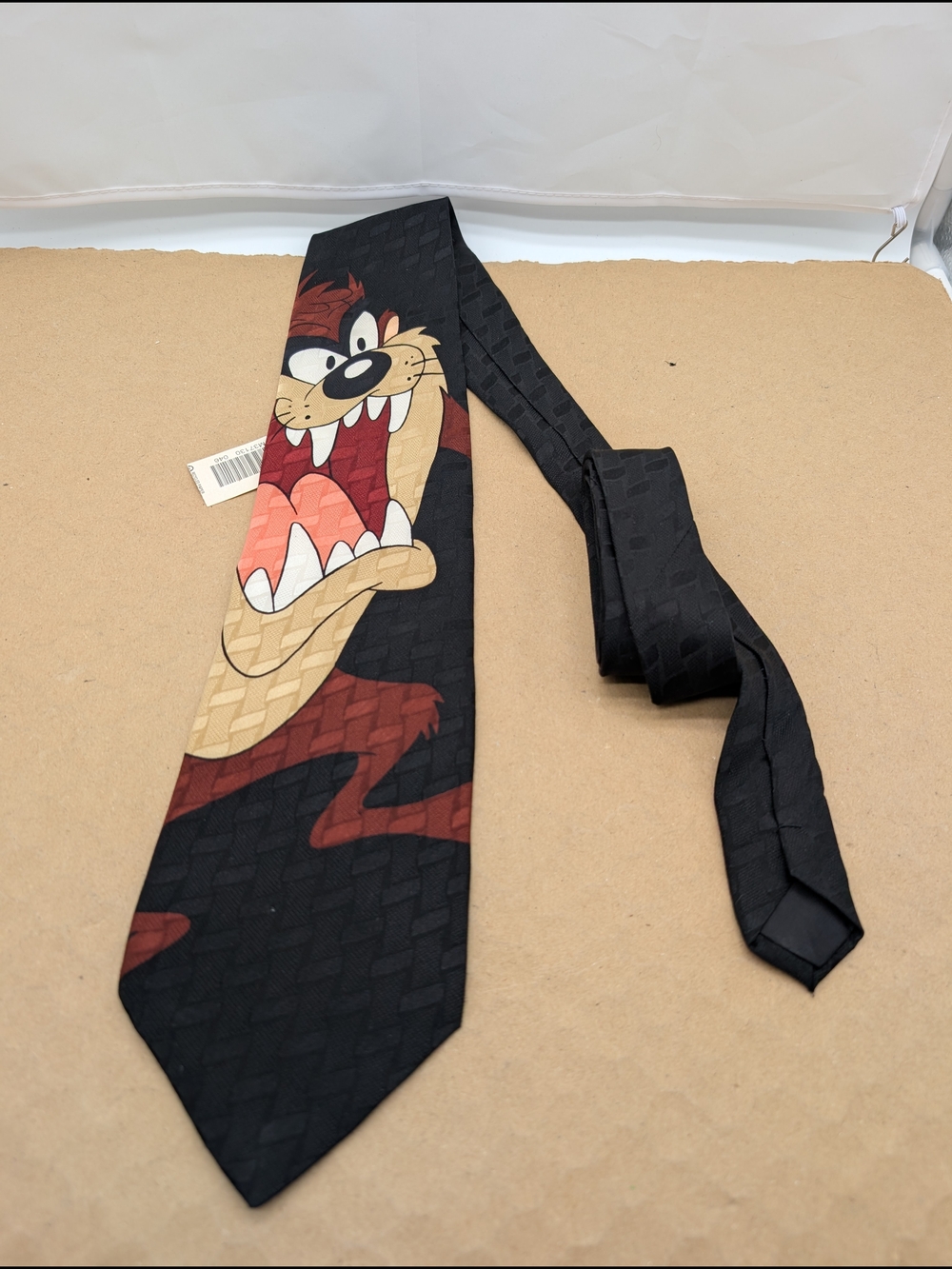 1996 Looney Tunes Mania Tie ~ Mens Necktie ~ Tasmanian Devil